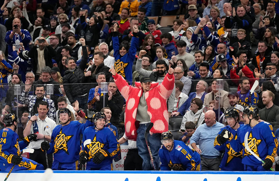 Justin Bieber’s Fashion Statement at the NHL All-Star Game