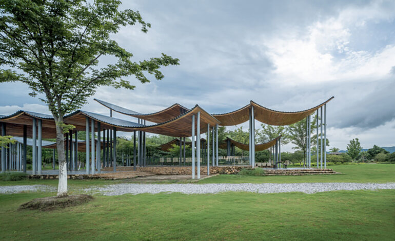 Exploring Harmony Jingshan Flower Sea Tent Pavilion