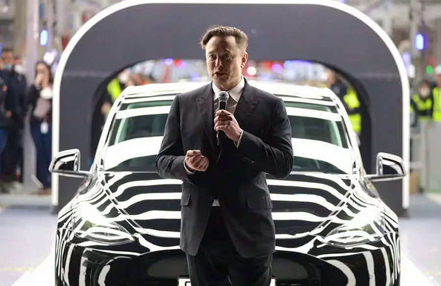 Musk’s Warning to Tesla Workers: Sleeping on the Production Line